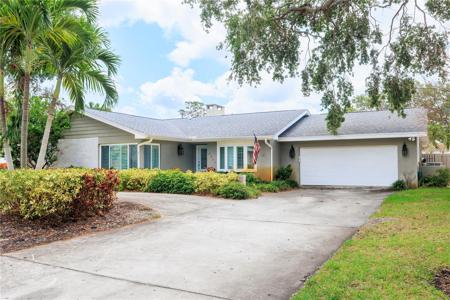 5871 OAKHURST DRIVE