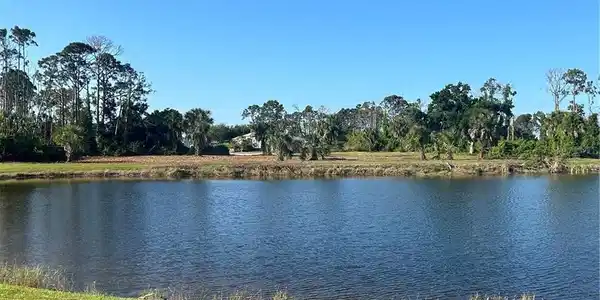37 TEE VIEW ROAD