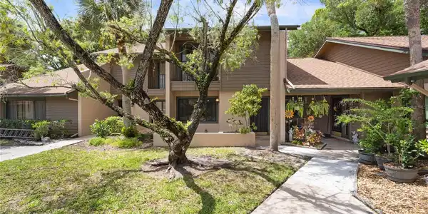 926 SUNRIDGE DRIVE
