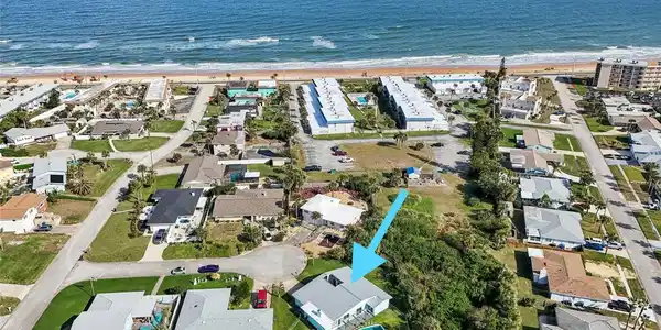 6 BAYTREE CIRCLE