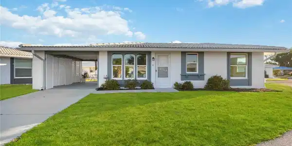 477 CIRCLEWOOD DRIVE