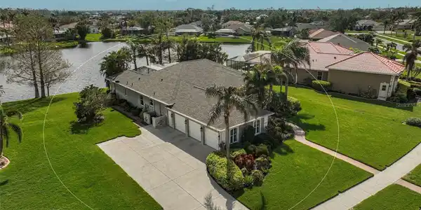 209 LAKE VICTORIA COURT