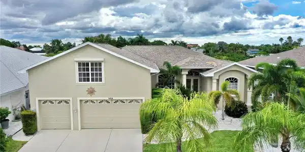 1414 BEACH CLUB LANE