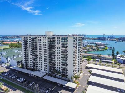 400 ISLAND WAY