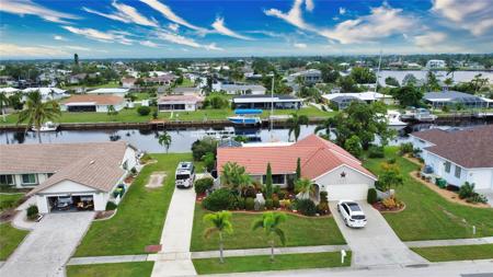 234 FIELDS TERRACE SE