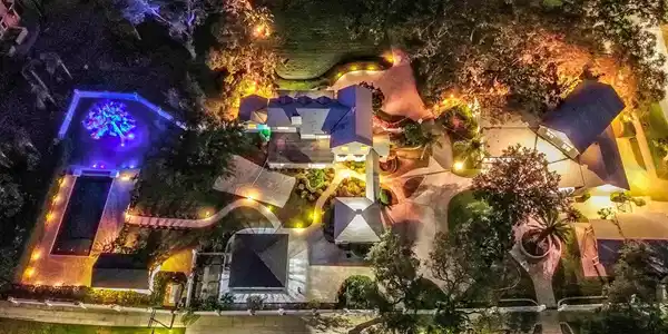 518 RIVERSIDE DRIVE