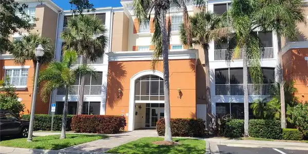 7905 N SEMINOLE BOULEVARD