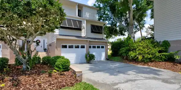 13987 LAKE POINT DRIVE