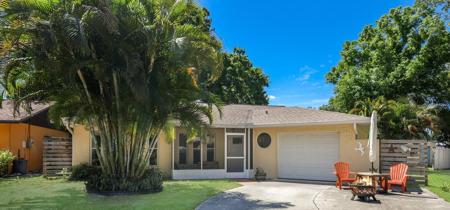 705 13TH AVENUE CIRCLE W