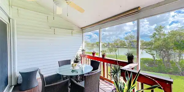 307 HIDDEN HARBOUR DRIVE