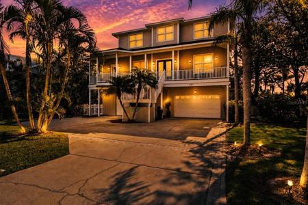 897 POINT SEASIDE DRIVE