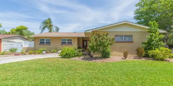 8310 ARCHWOOD CIRCLE