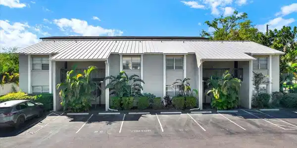 306 S HABANA AVENUE
