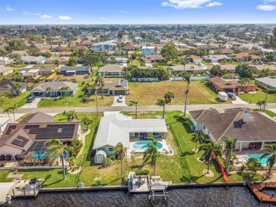 4428 SW 1ST PLACE