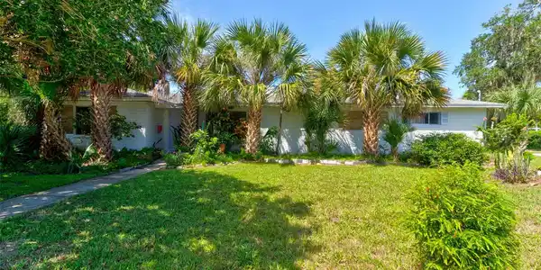 1600 Magnolia STREET