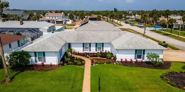 7 E Sovereign LANE