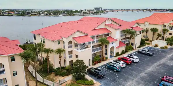 450 Bouchelle DRIVE
