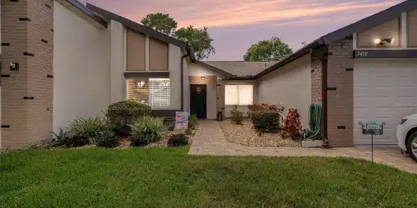 7497 HEATHER WALK DRIVE