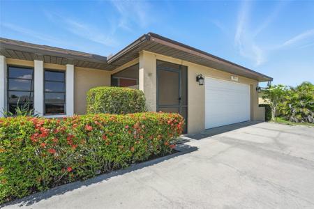 268 SE 46TH TERRACE