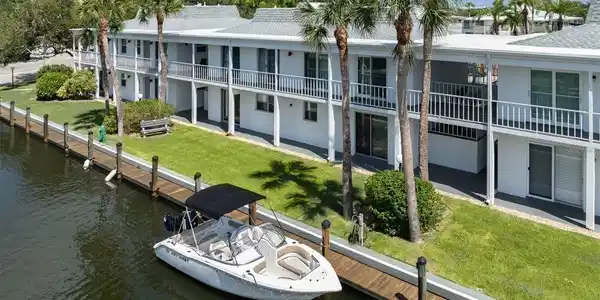 1001 INLET CIRCLE