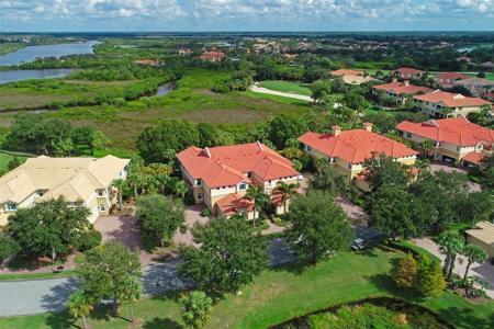 935 RIVER BASIN COURT