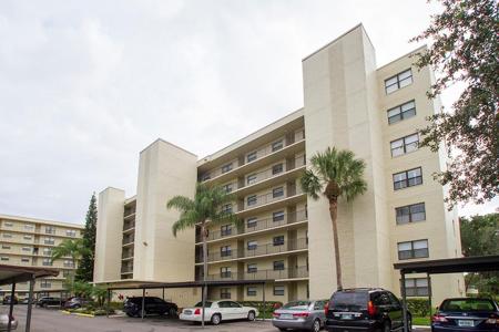 800 COVE CAY DRIVE