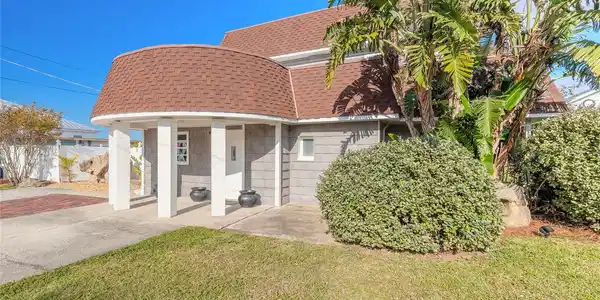 2900 S PENINSULA DRIVE