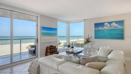 2425 GULF OF MEXICO DRIVE