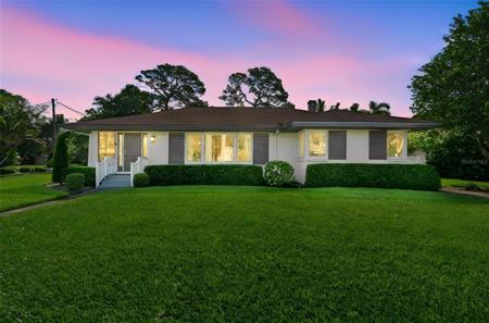 301 26TH STREET W
