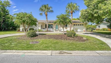 5548 WANETA PLACE