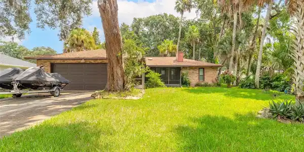 1413 ORANGE TREE DRIVE
