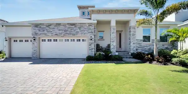 960 SIGNET DRIVE