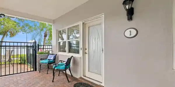 1101 VICTORIA DRIVE