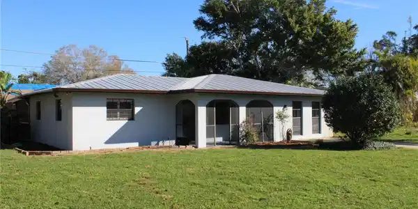 332 CYPRESS ROAD
