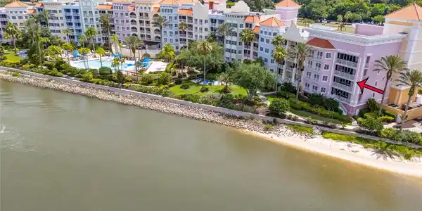 102 YACHT HARBOR DRIVE