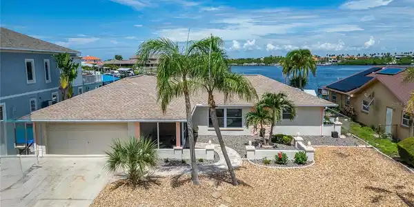 6334 COCOA LANE