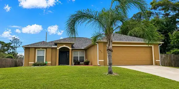 2872 GRANDVIEW DRIVE