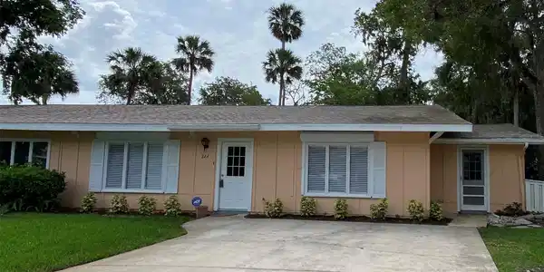 22 Country Club DRIVE