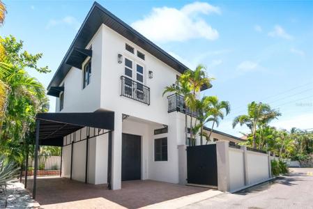 324 SIESTA DRIVE