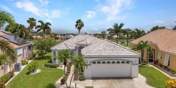 10290 SHADOW RUN COURT