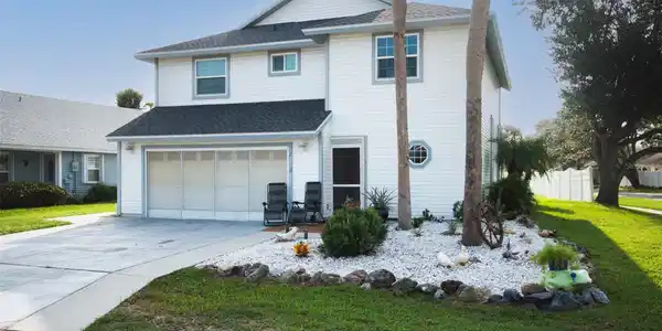 2 AVALON LANE
