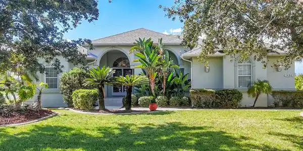 4231 EAGLE NEST COURT