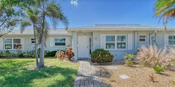 1019 BEACH MANOR CENTER