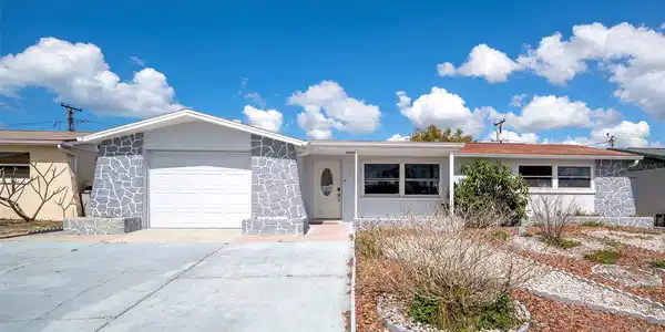 4301 WESTWOOD DRIVE