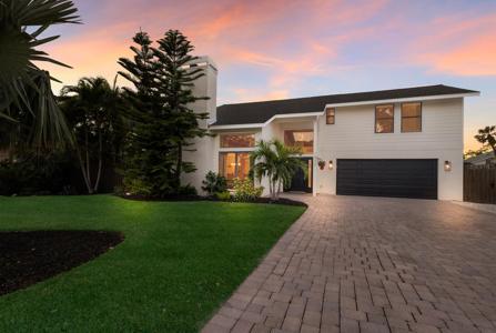 1932 BAYWOOD TERRACE