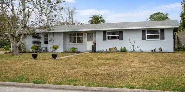 303 WARWICK AVENUE