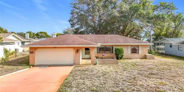 8464 DIRLENTON WAY