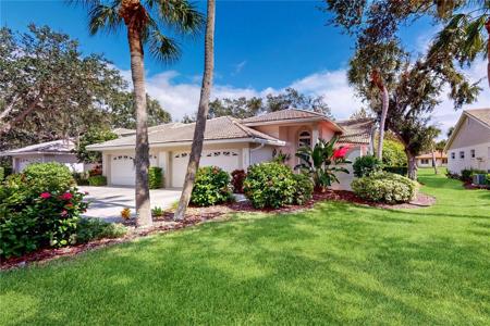 7042 WOODSIDE OAKS CIRCLE