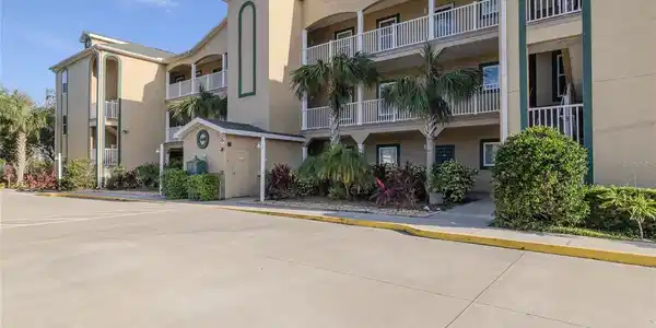 468 BOUCHELLE DRIVE