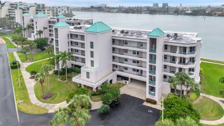 8020 SAILBOAT KEY BOULEVARD S
